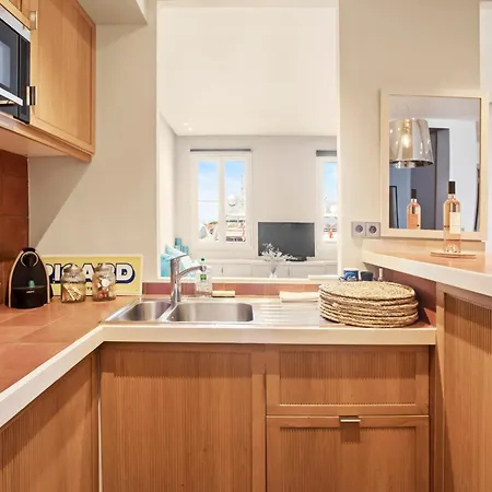 Location - Ultra Lux Flat - Port St Tropez - Maison Lerins 아파트