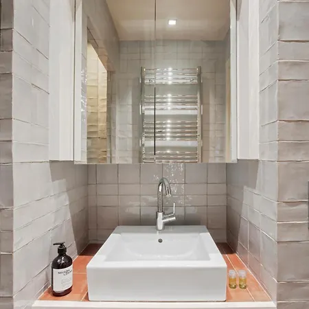 Location - Ultra Lux Flat - Port St Tropez - Maison Lerins Appartement Saint-Tropez